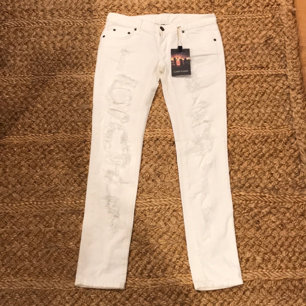NWT - LF/ Carmar white skinny ripped jeans